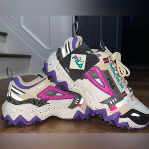 FILA Oakmont TR Fitness Trail Running Hiking Shoes Women's Size 6.5 Multicolor